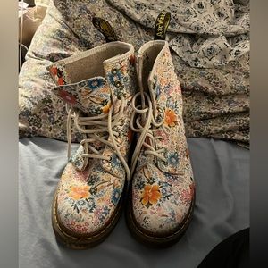 Floral Doc Martens!